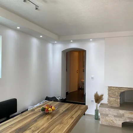 Little Springs Apartment Lejlighed Maslenica
